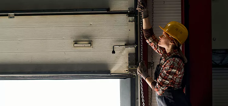 Addressing Common Garage Door Stoppage Issues in Davie, FL