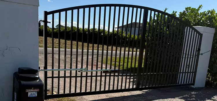 Driveway Fence Repair Davie